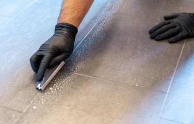 Cleaning Ceramic Tiles